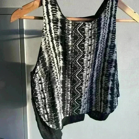 Silence and Noise Women’s Black Coachella Boho Bohemian Crop Indie Sleeze Top XS - Picture 3 of 11